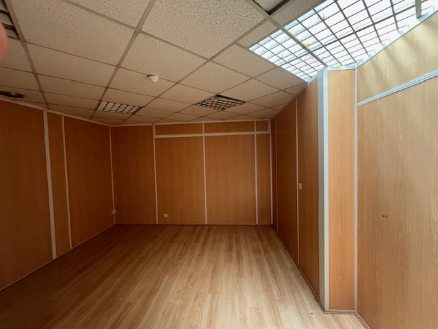Bureaux à louer - 80.0 m2 - 81 - Tarn