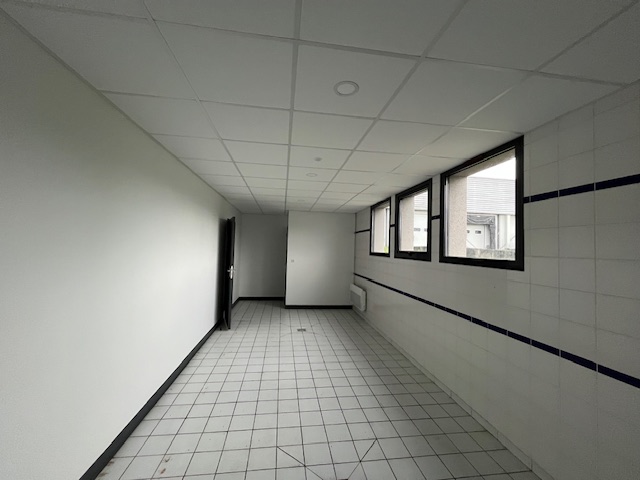 Local d'activité à louer - 2150.0 m2 - 81 - Tarn