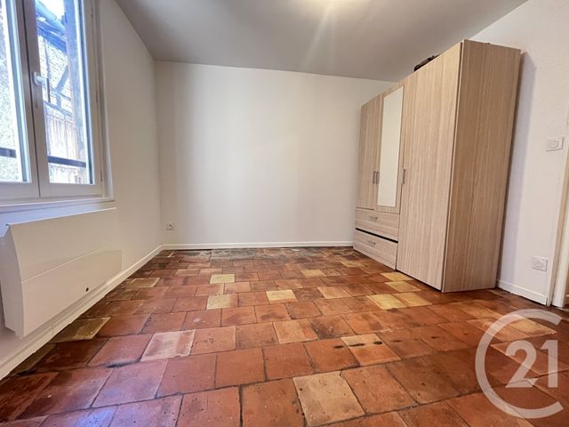 Appartement Duplex &agrave; louer - 3 pi&egrave;ces - 66 m2 - Realmont - 81 - MIDI-PYRENEES
