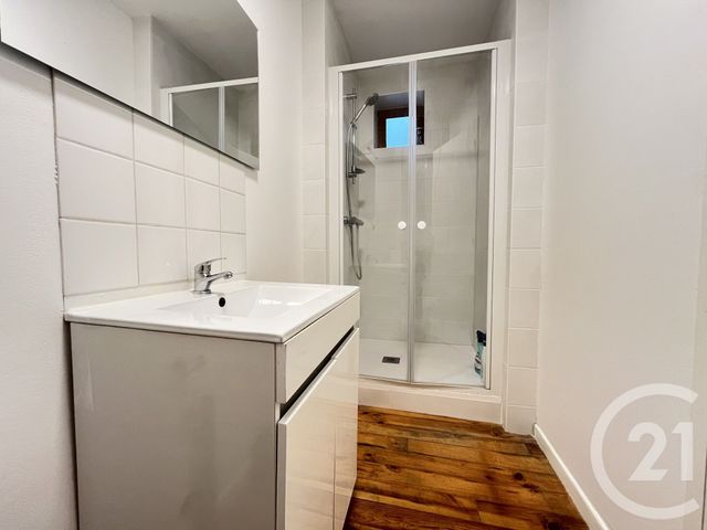 Appartement Duplex &agrave; louer - 3 pi&egrave;ces - 66 m2 - Realmont - 81 - MIDI-PYRENEES