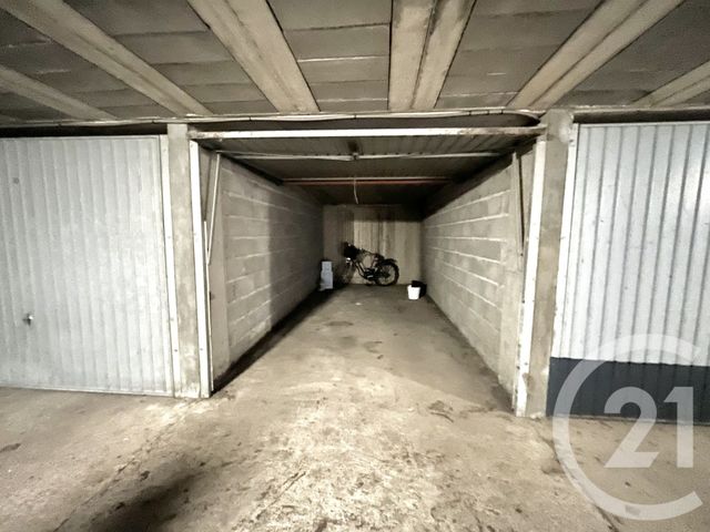 Appartement T3 &agrave; louer - 3 pi&egrave;ces - 92,42 m2 - Albi - 81 - MIDI-PYRENEES