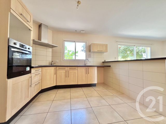 Maison &agrave; louer - 4 pi&egrave;ces - 111,70 m2 - Lombers - 81 - MIDI-PYRENEES